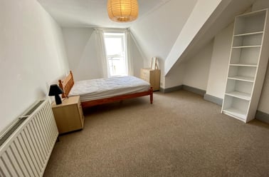 Radnor Street, City Centre, Plymouth - Image 2